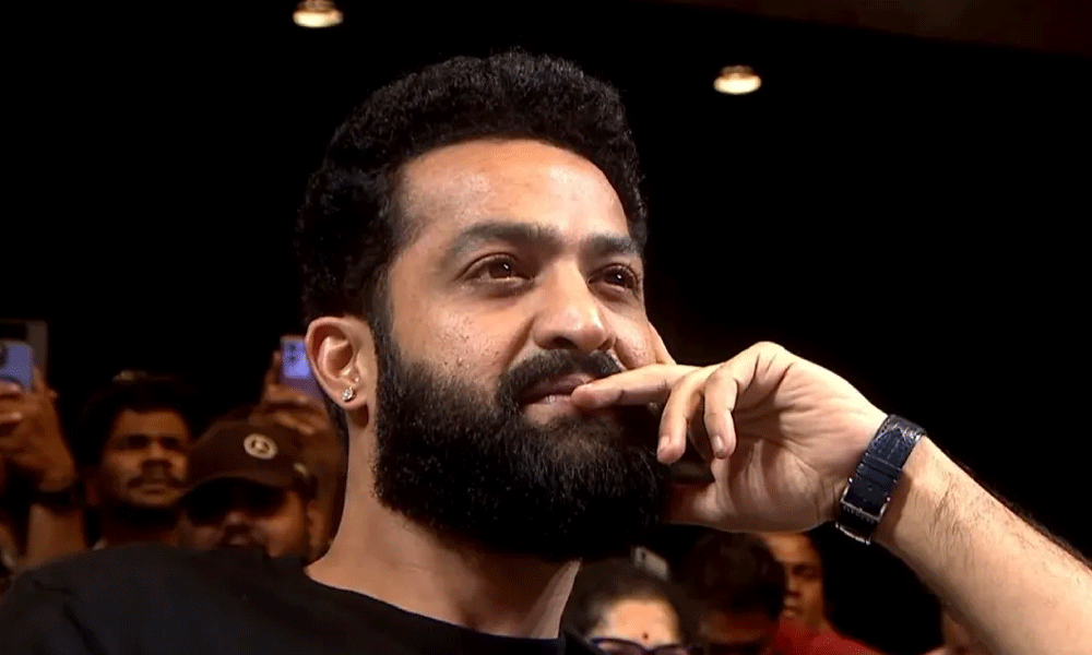 జూనియర్ ఎన్టీఆర్ ని వెన్నంటుతున్న సీఎం  !