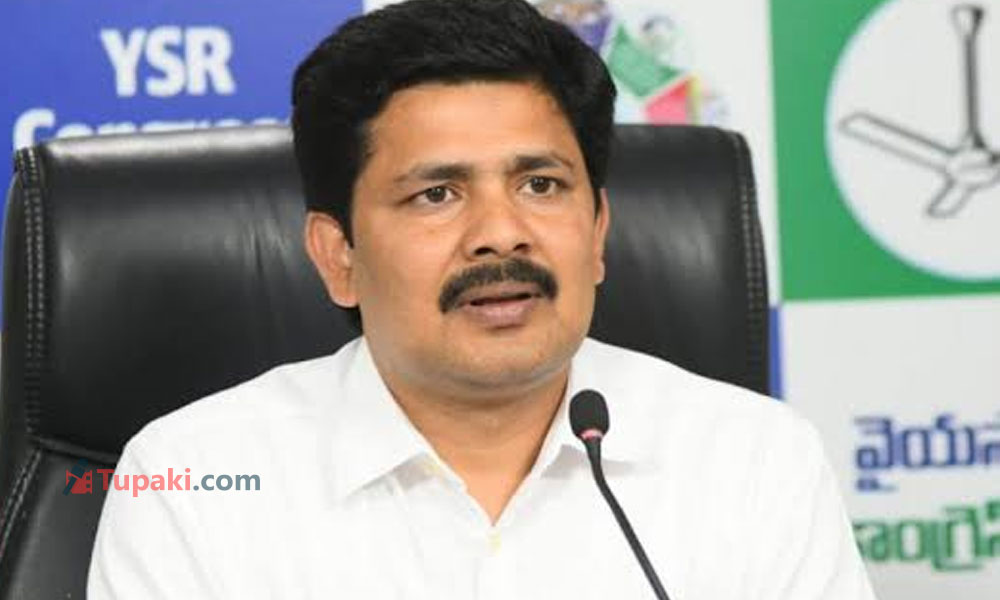 వైసీపీ ఎంపీ: మాస్ పాలిటిక్స్ చేయాల్సిందే... !