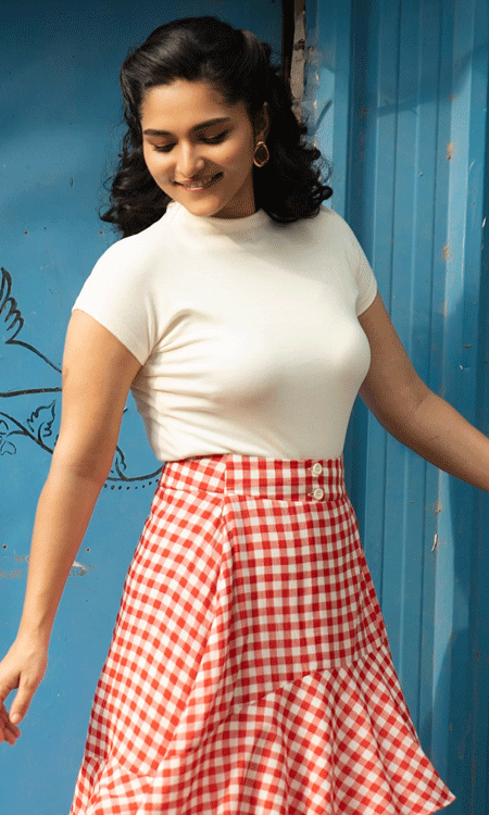 Kayadu Lohar Stuns in Chic Gingham Skirt and White Top