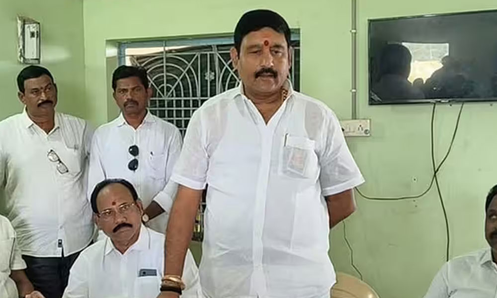 బీజేపీతో జగన్ పొత్తు......ఫ్లాష్ బ్యాక్ చెప్పిన మాజీ వైసీపీ నేత
