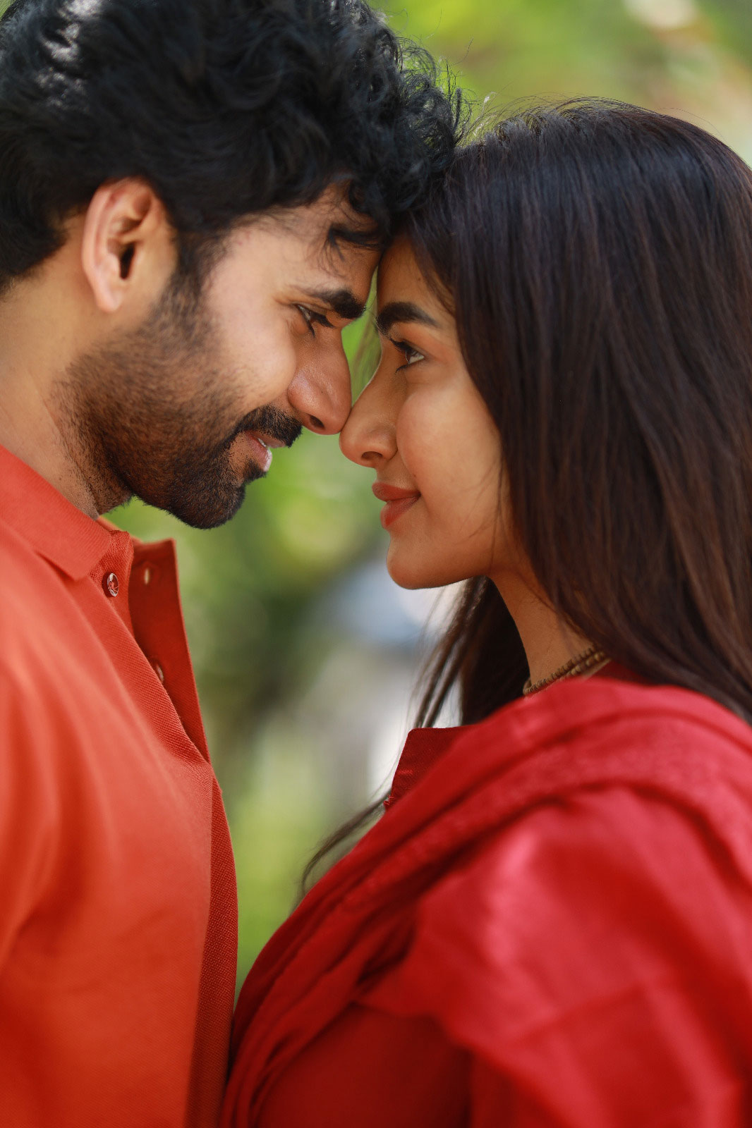 Lomesh Pudipeddi and Jayshree Share Striking Chemistry in Due Date Stills