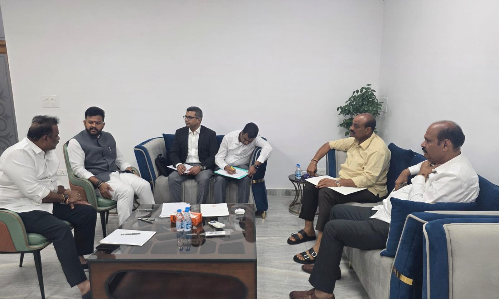 ఢిల్లీ వేదికగా బీసీ మంత్రుల కసరత్తు.. రిజర్వేషన్ల కోసం ఆఖరి పోరాటం