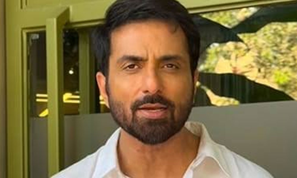 కాక్‌పిట్ ఫైట్ ఇప్పుడే కొత్త కాదు.. సోనూసూద్ సూచ‌న ఆచ‌ర‌ణీయ‌మేనా?