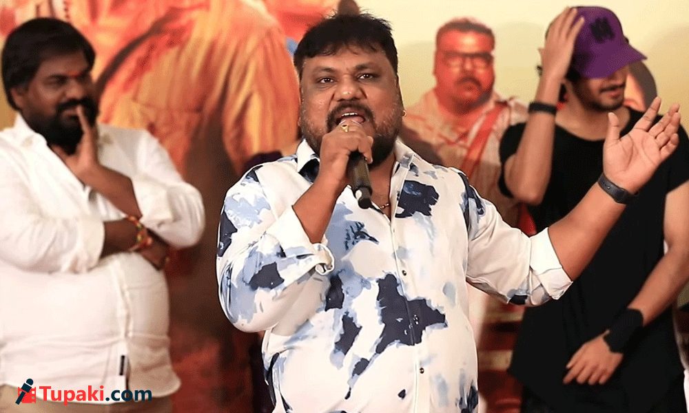 దసరా ధమాకాగా అనకాపల్లి.. నా పేరు పెడితే ఎవరైనా వస్తారని..: త్రినాథరావు నక్కిన