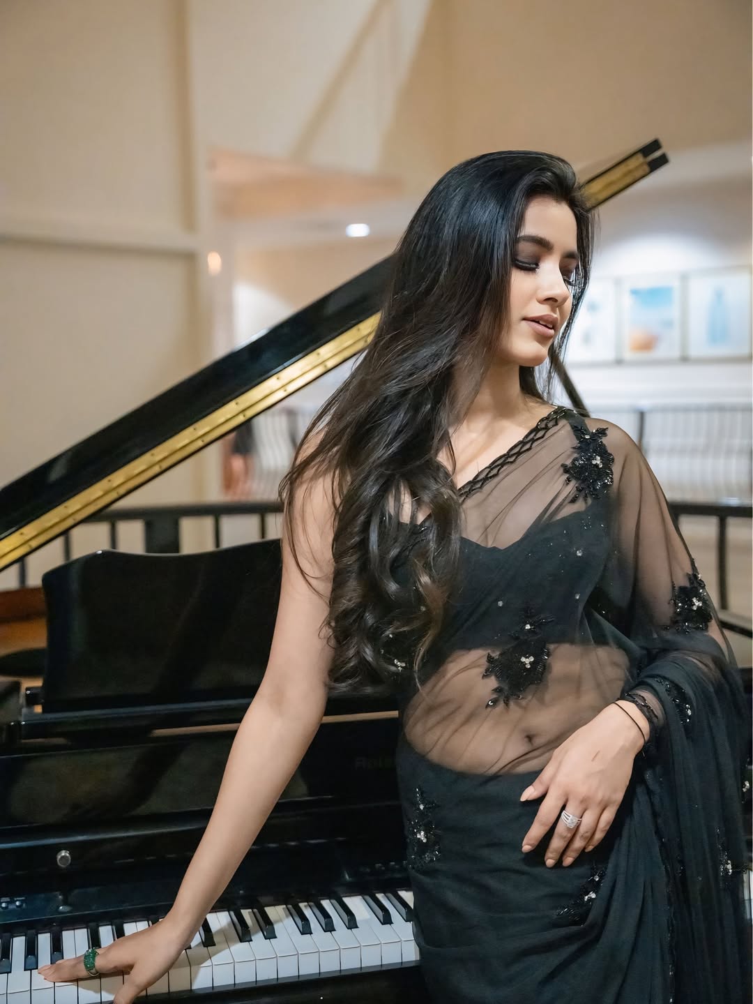 Shivani Nagaram Stuns in a Sheer Black Saree With Floral Embroidery
