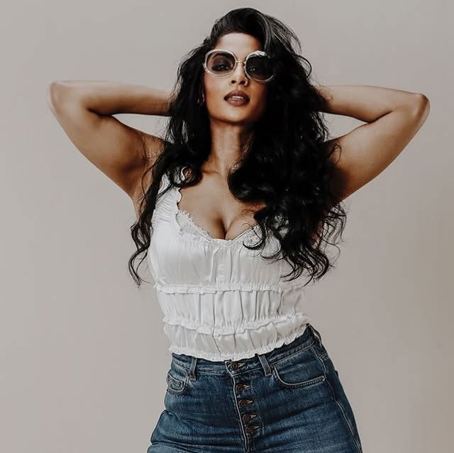 Sriya Reddys Effortless Fashion Moment