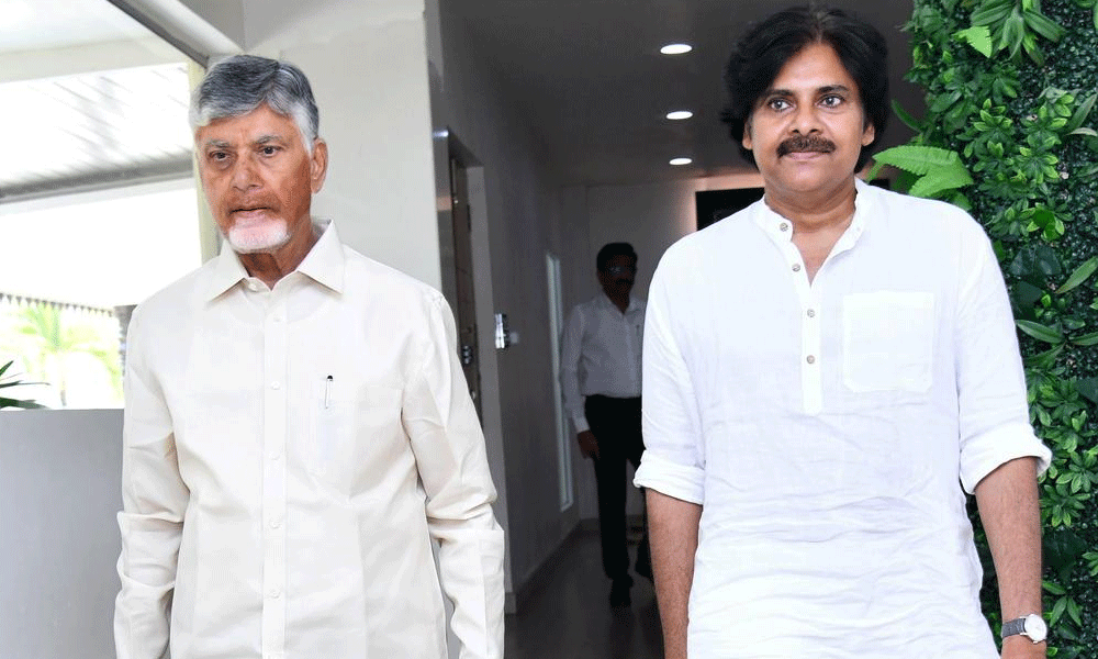 గుండె కాయ లాంటి రెండు కార్పోరేషన్లు...కూటమి లెక్క తేలాల్సిందే !