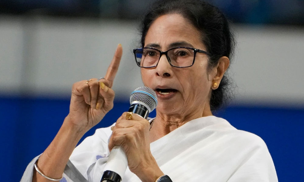 మమతా దీదీ విత్ సీజేపీ... .జెన్ జీ వ్యూహమే ?