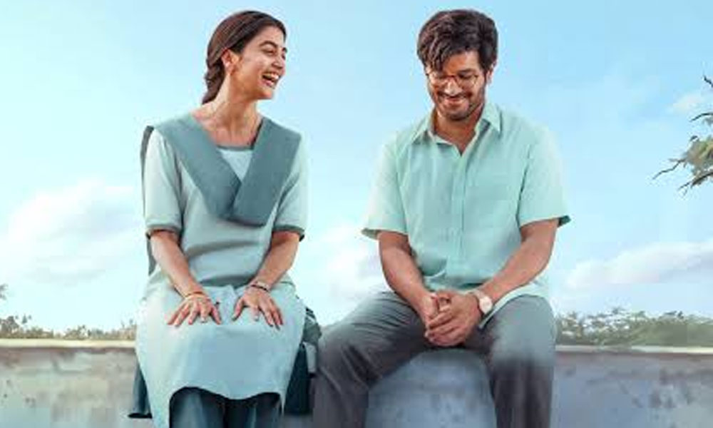 వైజాగ్ బీచ్‌లో దుల్కర్ సల్మాన్ టీమ్‌కు ఫ్యాన్స్ ముప్పుతిప్పలు!