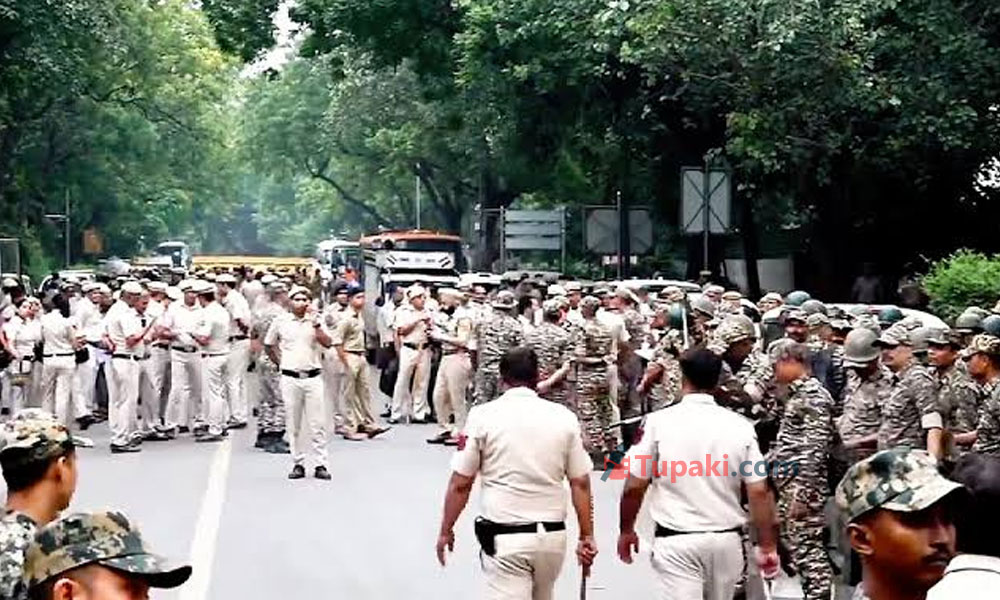 జంతర్ మంతర్ లో ఏం జరుగుతుంది ?