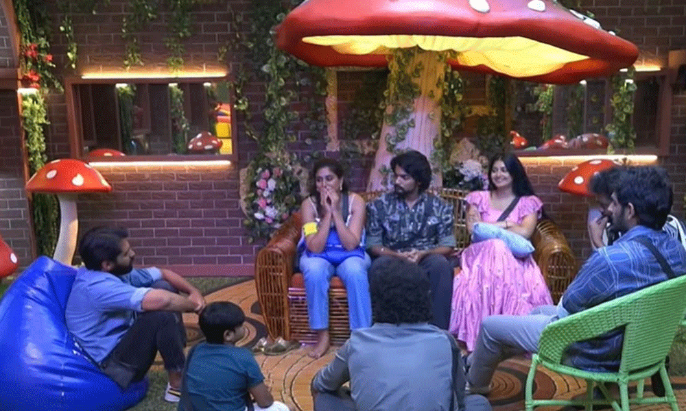 Bigg Boss Telugu 10: హౌస్‌లోకి ఆ ఐదుగురు.. ఇక అసలు ఆట మొదలు..!