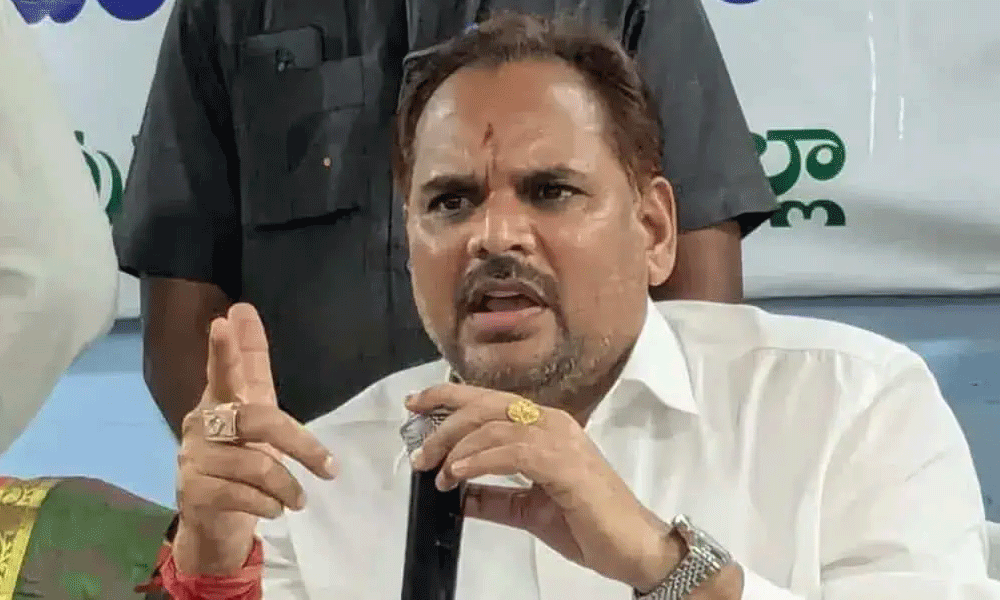 చిన్న శ్రీనుకు చిన్న పదవినా ? చిన్న శ్రీనుకు చిన్న పదవినా ?