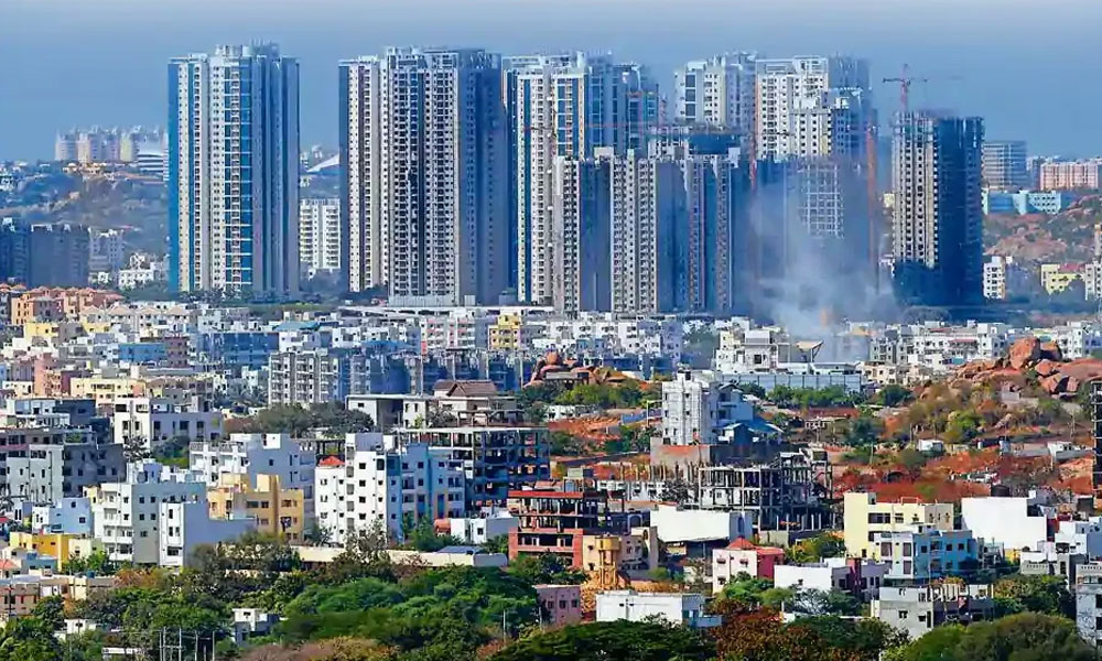 హైదరాబాద్ రియల్ ముందుకా ? వెనక్కా ?