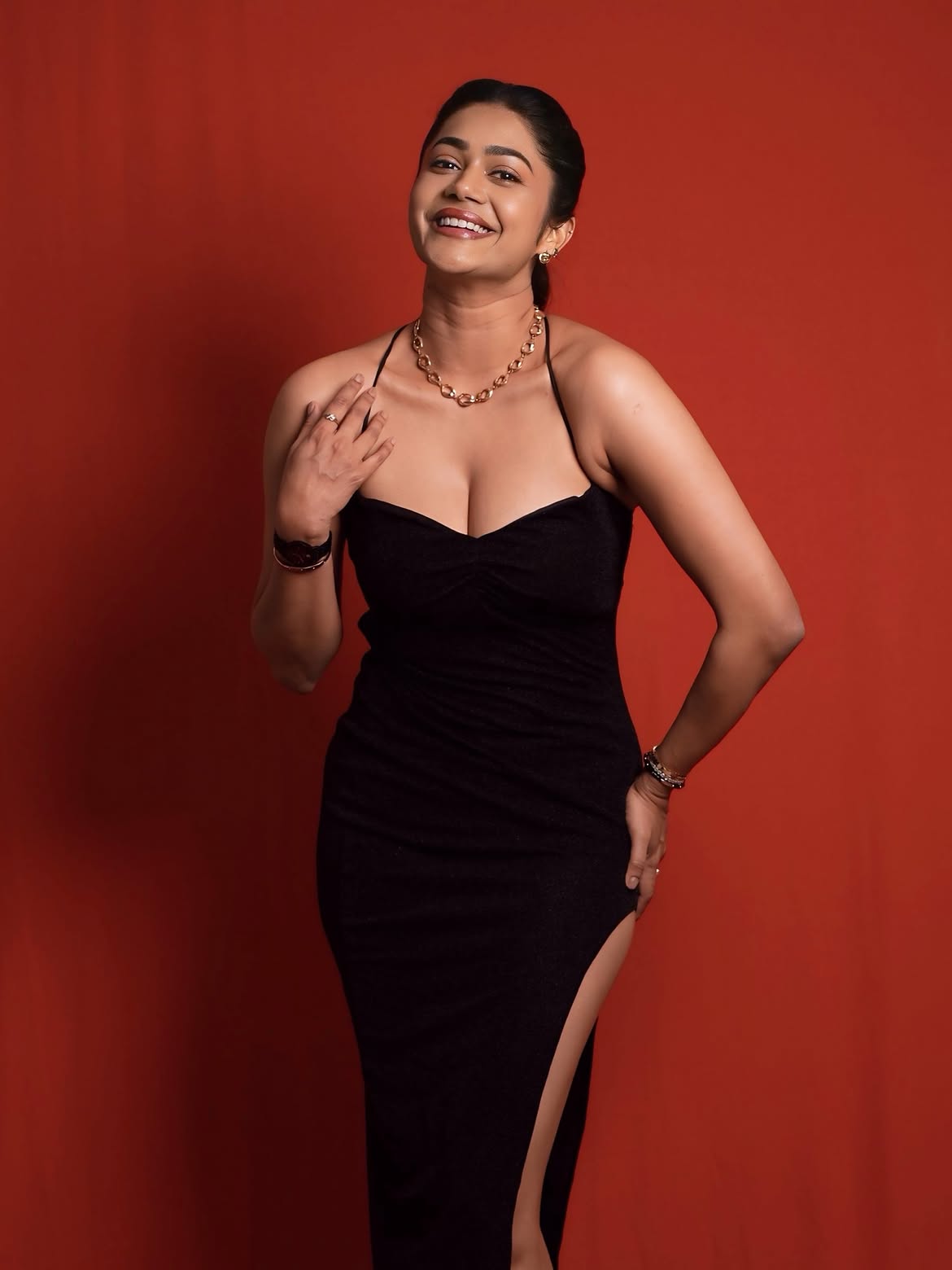 Payal Radhakrishna Radiates Confidence in a Chic Black Outfit