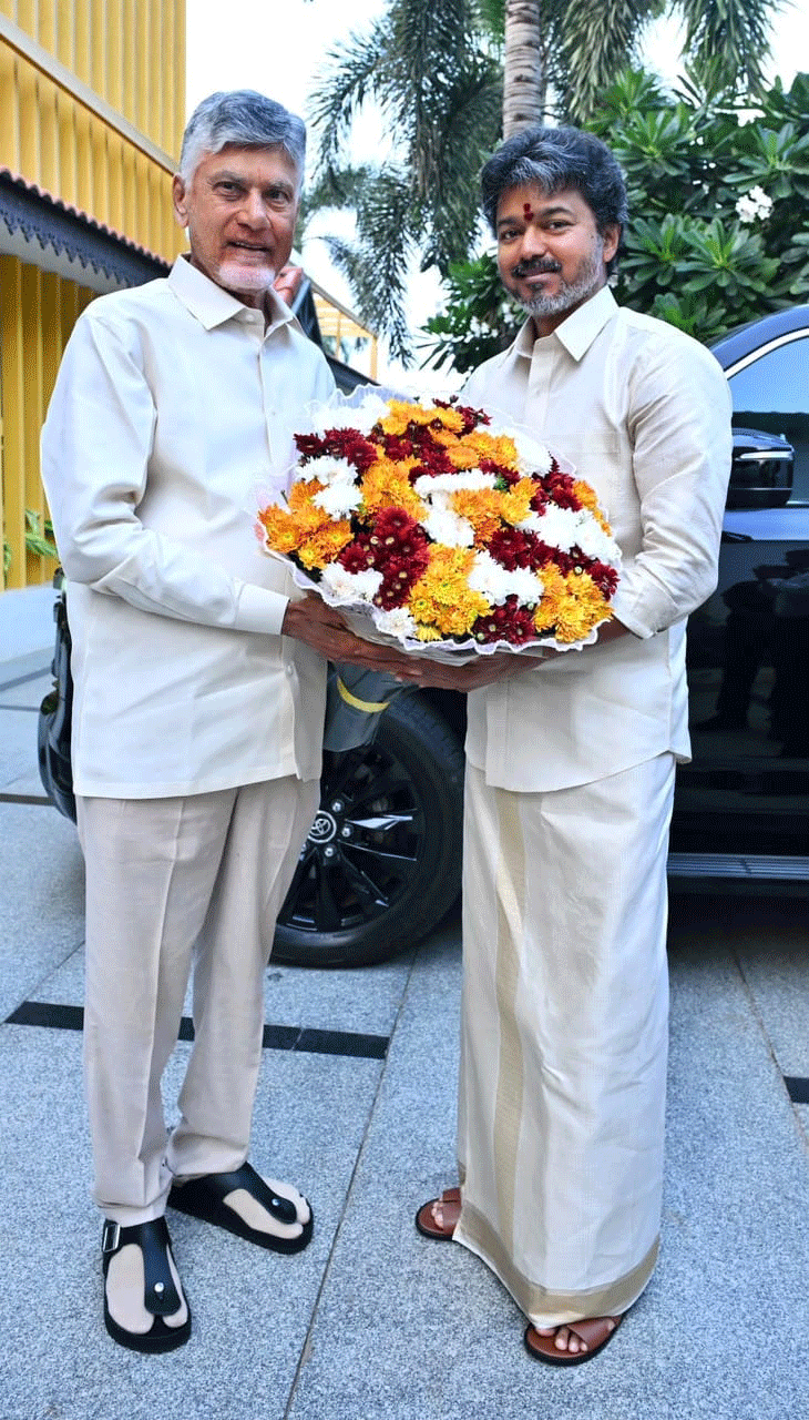 In Pics: CM Babu Meets CM Thalapathy Vijay!