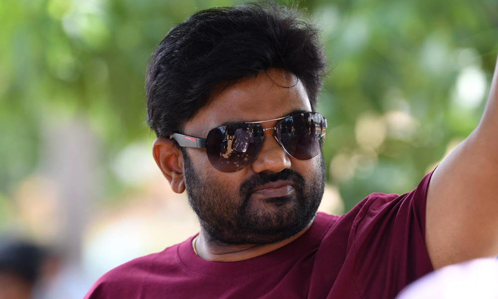 ఈ రోజుల్లో, బస్ స్టాప్.. మళ్ళీ అలాంటి మారుతి..