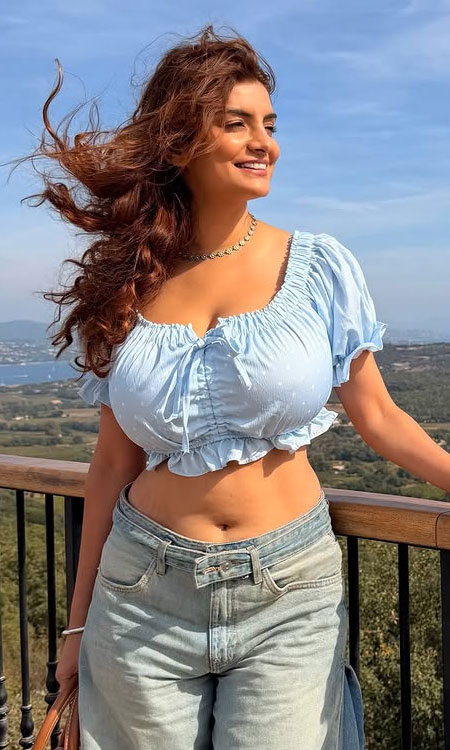 Anveshi Jain Stuns with Her Serene Travel Moments in France