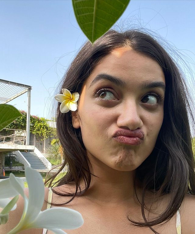 Bhagyashri Borses Cute Flower Look Wins Hearts