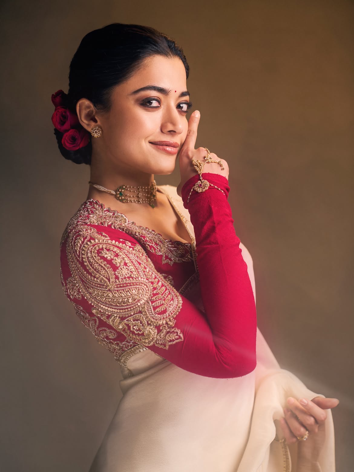 Rashmika Mandannas Jayamma Look Blends Grace and Power