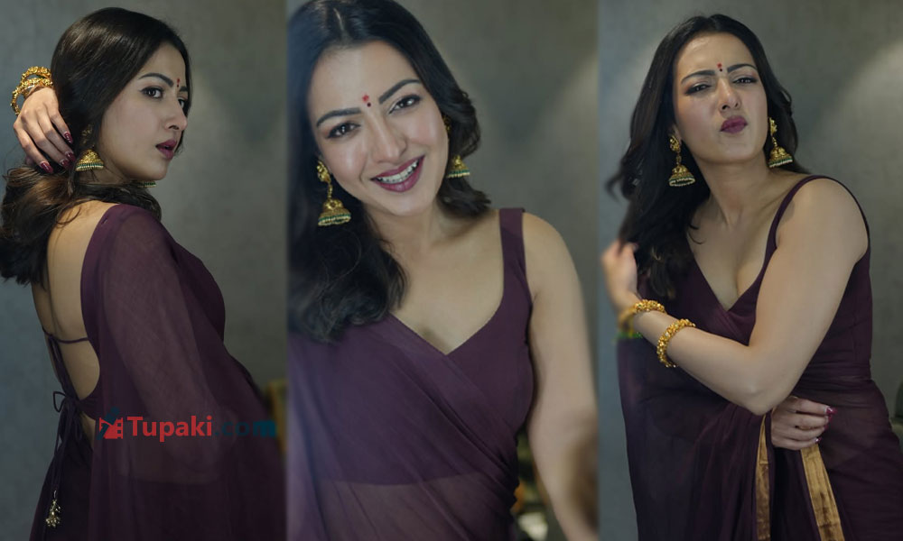 మెరూన్‌ చీరలో కేథరిన్‌ ట్రెసా.. అదిరిపోయే ట్రెడిషనల్ లుక్‌!