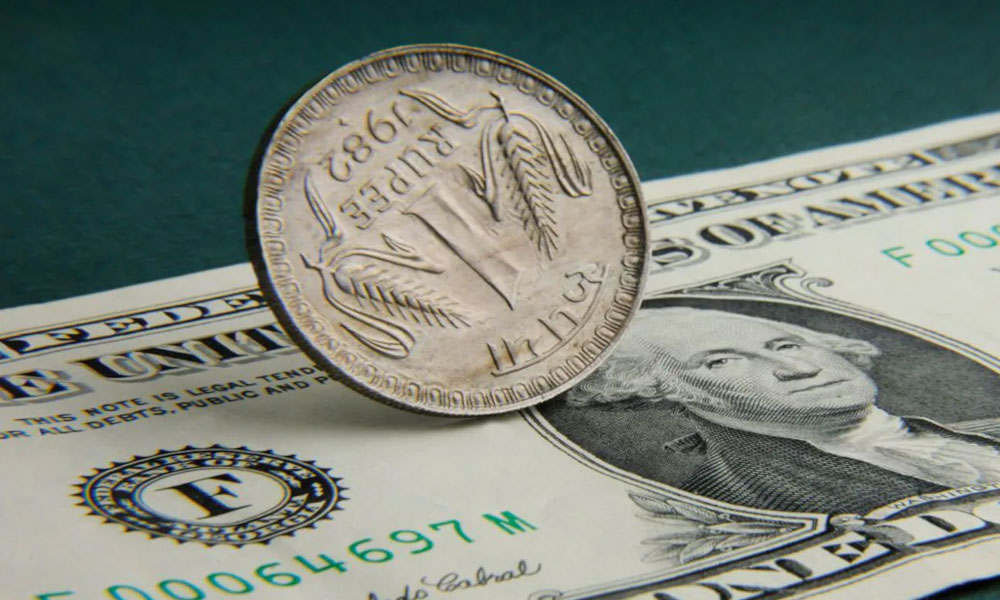 Indian Rupee Falling To 100 Per Dollar, But How’s RBI Managing? Indian Rupee Falling To 100 Per Dollar, But How’s RBI Managing?
