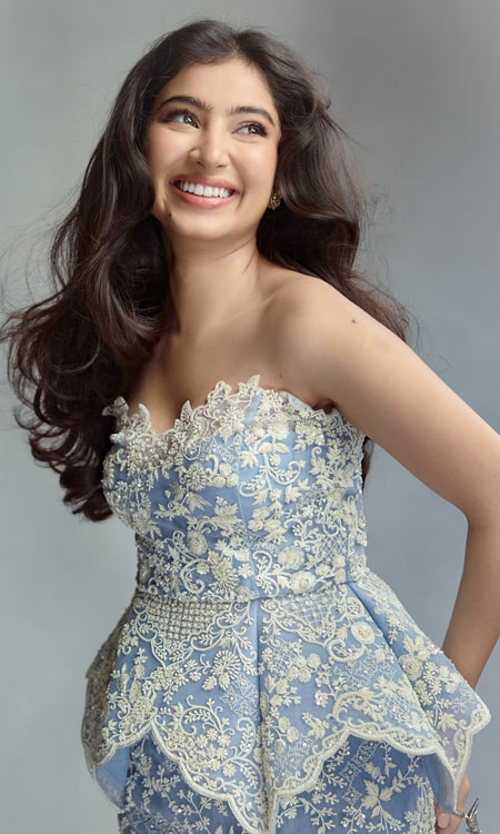 Sara Arjuns Latest Photos Showcase Her Chic Fashion Style