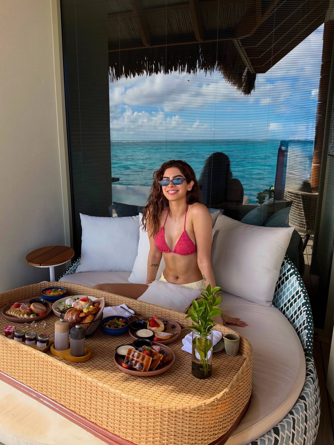 Khushi Kapoor Enjoys Luxury Maldives Getaway at JW Marriott Kaafu Atoll