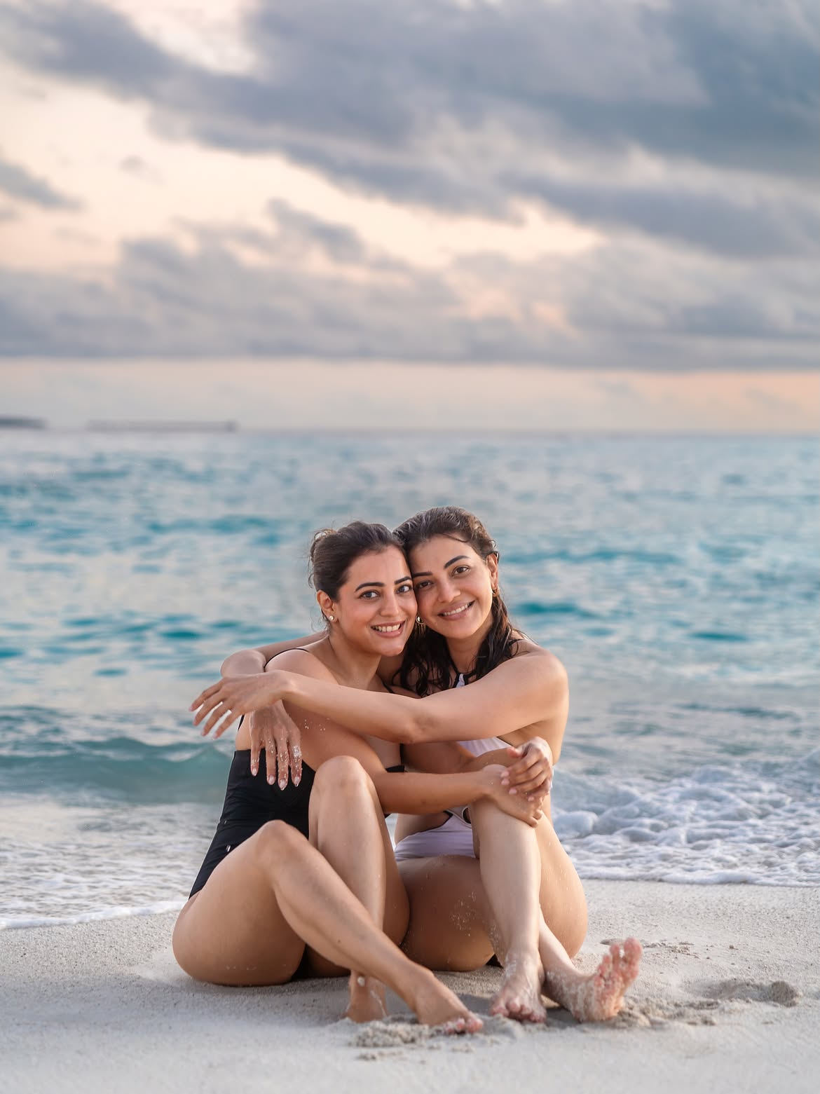 Kajal Aggarwal Celebrates Sister Nishas Birthday With a Sweet Message