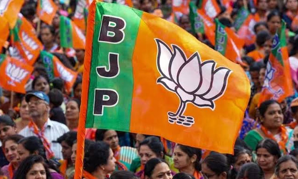 విజయవాడలో హైడ్రామా.. తగ్గేదేలే అంటున్న తమ్ముళ్లు.. పోటీకి సై అంటోన్న బీజేపీ