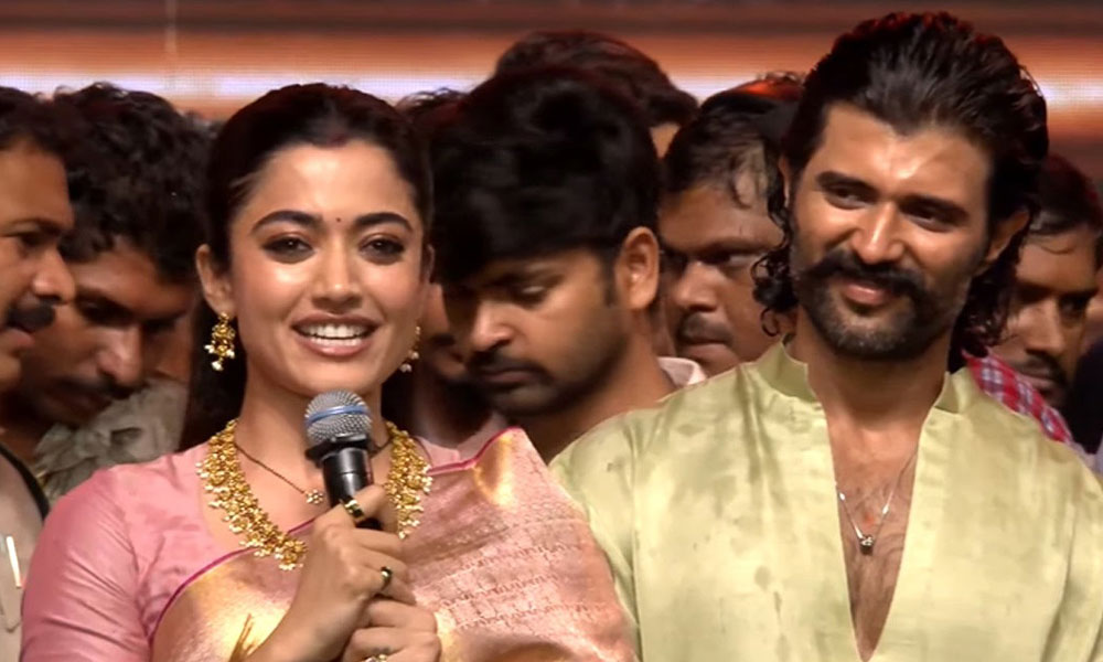 బెజ‌వాడ ఫ్యాన్స్ హృద‌యాలు గెలుచుకున్న హైద‌రాబాదీ కోడ‌లు!