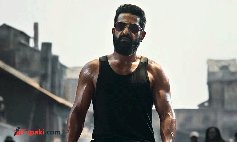 డ్రాగన్ రామోజీ ఫిల్మ్ సిటీలో ఏం చేస్తున్నాడు? డ్రాగన్ రామోజీ ఫిల్మ్ సిటీలో ఏం చేస్తున్నాడు?