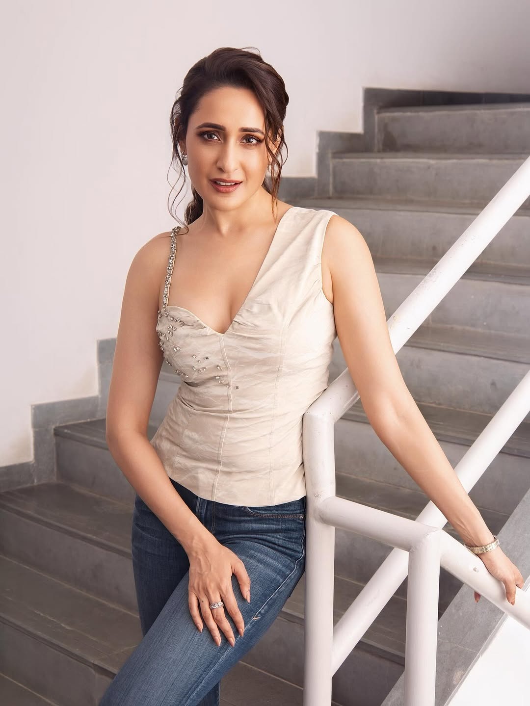 Pragya Jaiswal Flaunts Chic Style in a Stylish Casual Look