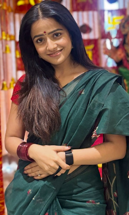 Vaishnavi Chaitanya Shares Heartwarming Festive Photos