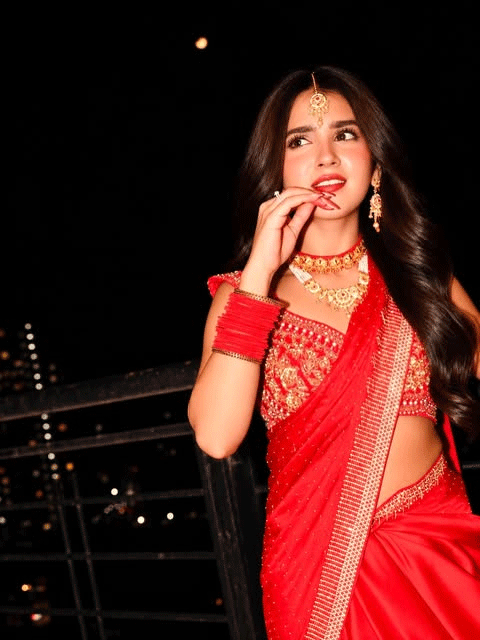 Roshni Walia Stuns in a Scarlet Red Saree for Dussehra
