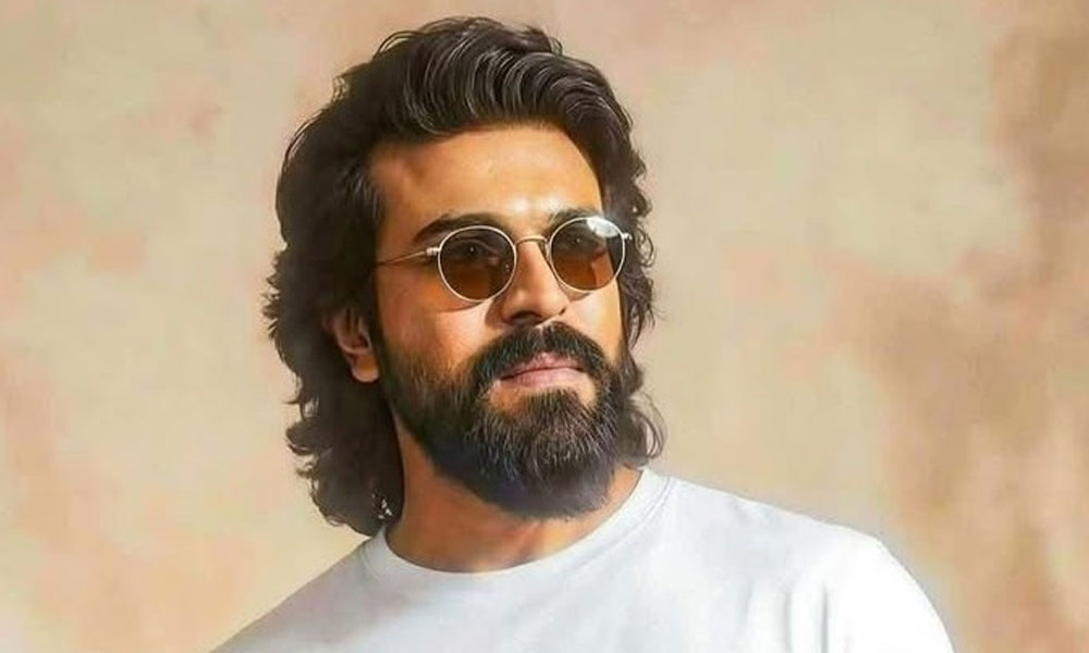 రామ్ చరణ్ కి హిట్ తో పని లేదు... సరైన దర్శకుడు కావాలి...