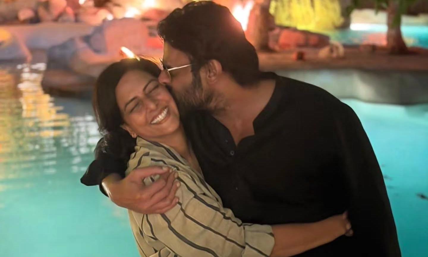 Prabhas Kisses Her; Check The Pic