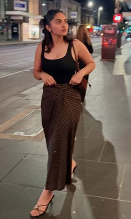 Kayadu Lohars Sydney Vacation Photos Go Viral