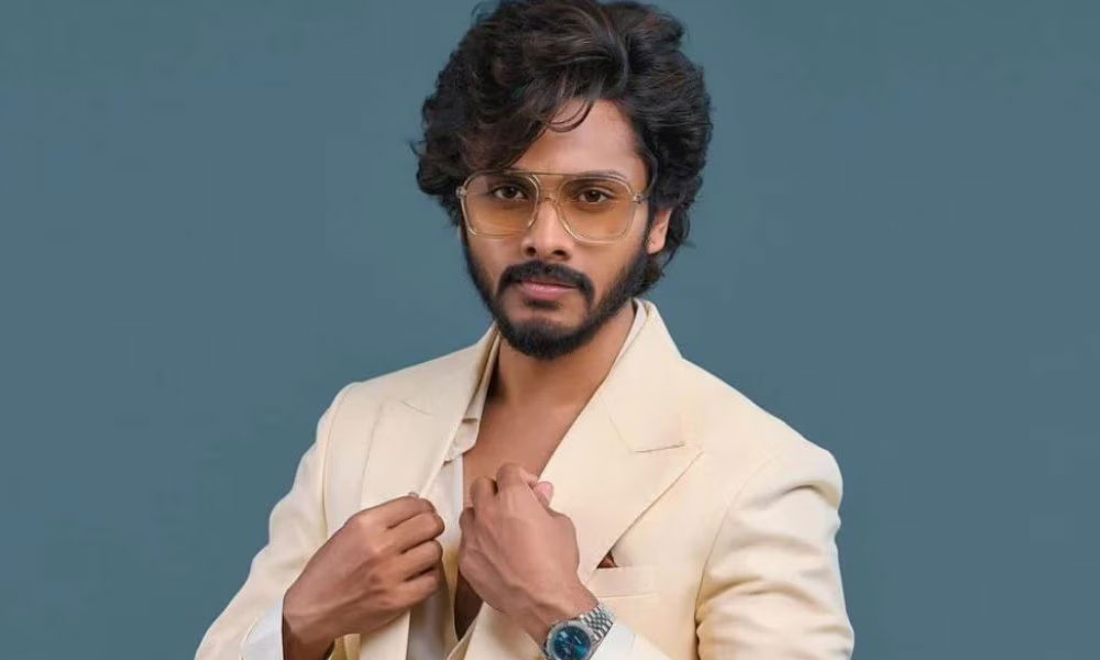 తేజ సజ్జాకు బాలీవుడ్ గాడ్ ఫాదర్ సపోర్ట్.. అసలు కథేంటి?
