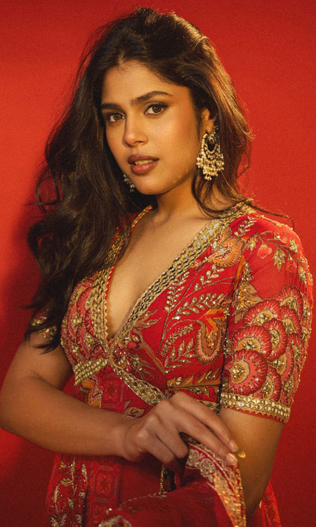 Faria Abdullah Stuns in a Rich Red Embroidered Outfit
