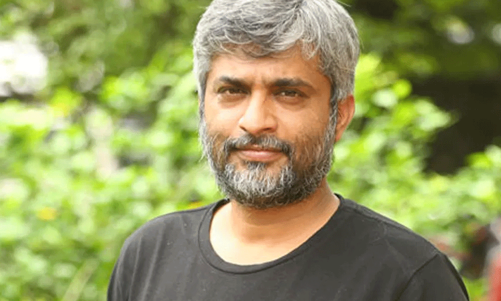 రాఘవపూడి.. తెలివిగా దాచి ఉంచారా?