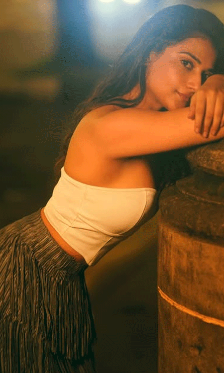Prisha Singh Serves Effortless Elegance in a Golden-Hour Look