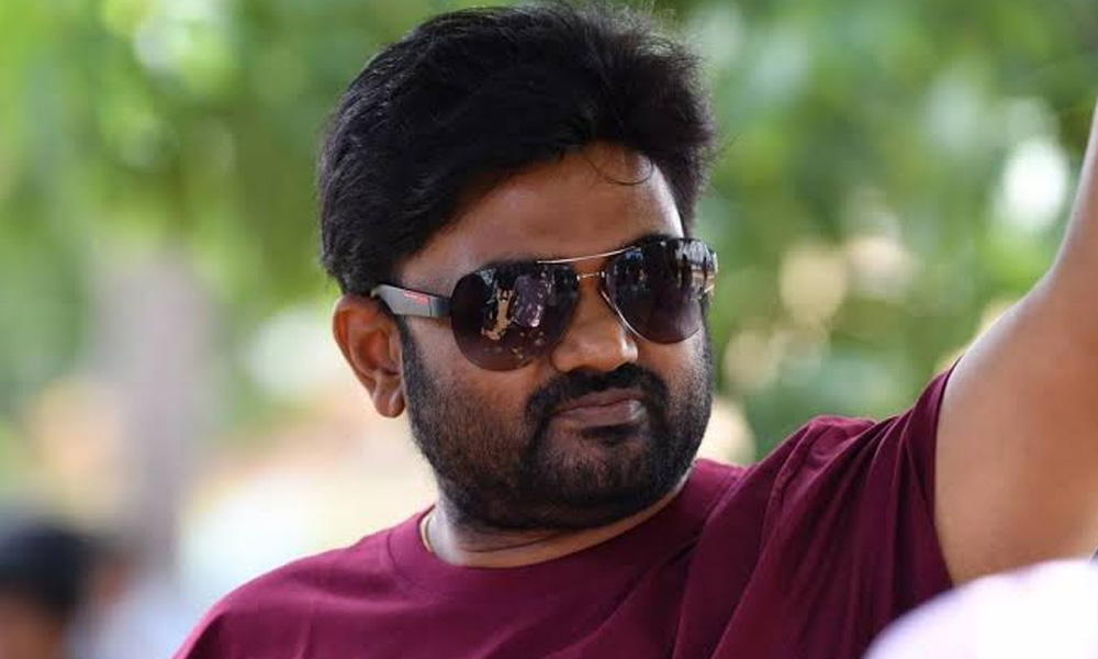 మారుతి.. ఈసారి మళ్లీ బస్ స్టాప్ ప్లాన్‌ తోనా!