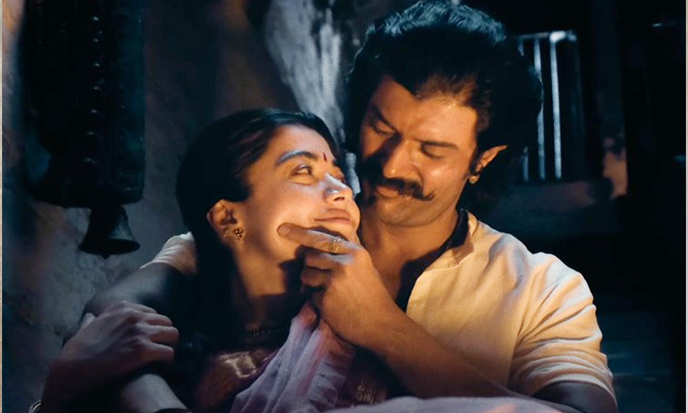రణబాలి నుండి ఏందయ్యా స్వామి ఎక్స్టెండెడ్ వెర్షన్ వీడియో రిలీజ్.. కెమిస్ట్రీ అదుర్స్! రణబాలి నుండి ఏందయ్యా స్వామి ఎక్స్టెండెడ్ వెర్షన్ వీడియో రిలీజ్.. కెమిస్ట్రీ అదుర్స్!