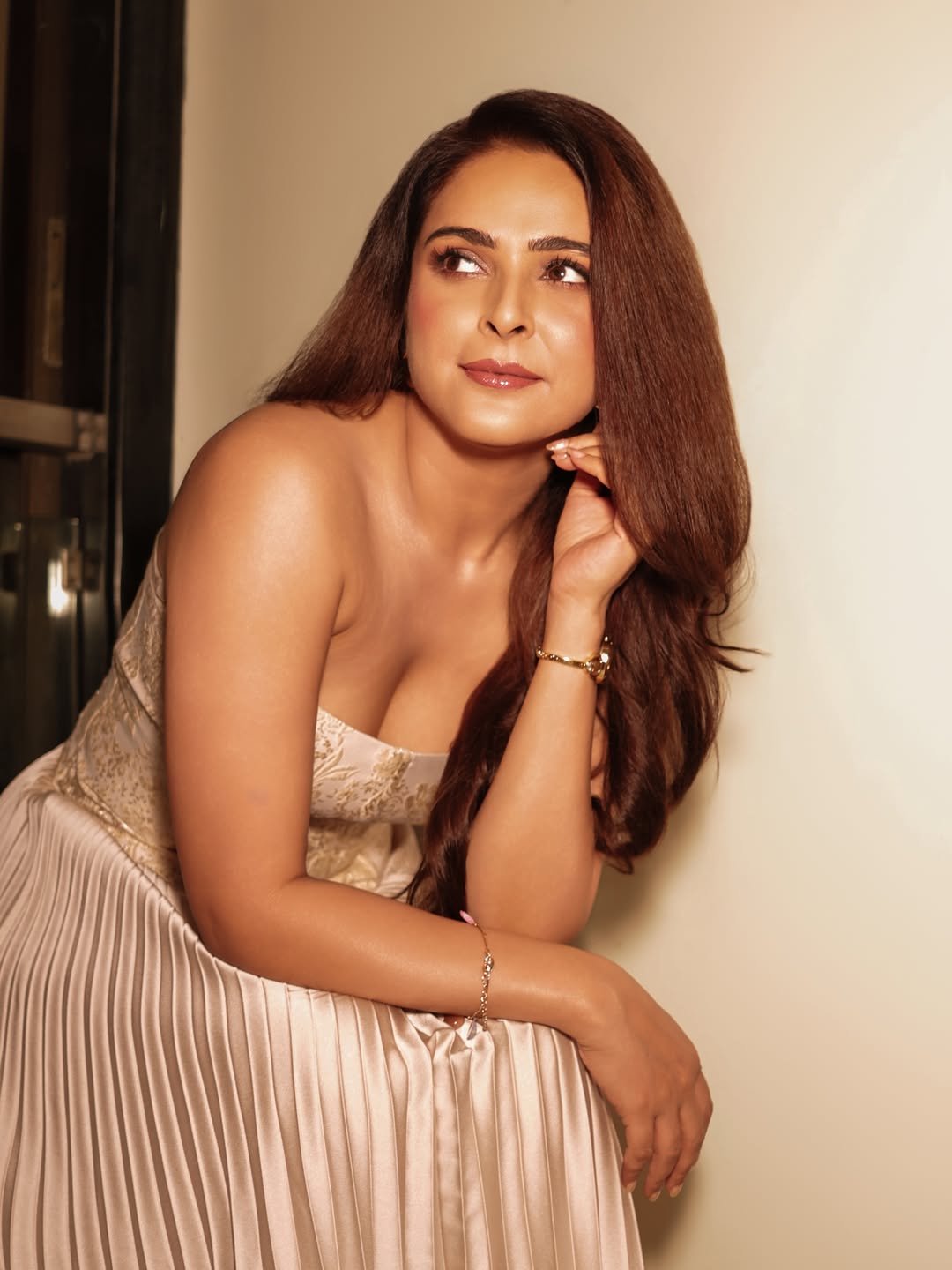 Madhurima Tuli Elevates Classic Elegance with Her Stunning Metallic Look
