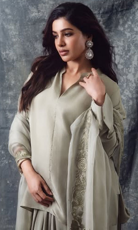 Samanthas Floral Embroidered Silk Look Blends Grace with Modern Style