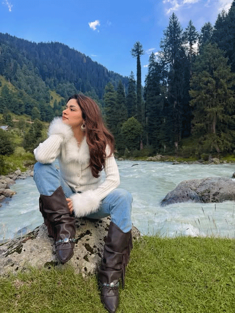 Avneet Kaur Looks Chic in a Cozy White Cardigan During Mountain Getaway