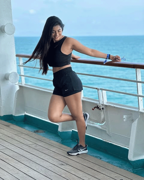 Rashi Singh Flaunts Sporty Chic Style in a Black Nike Workout Outfit