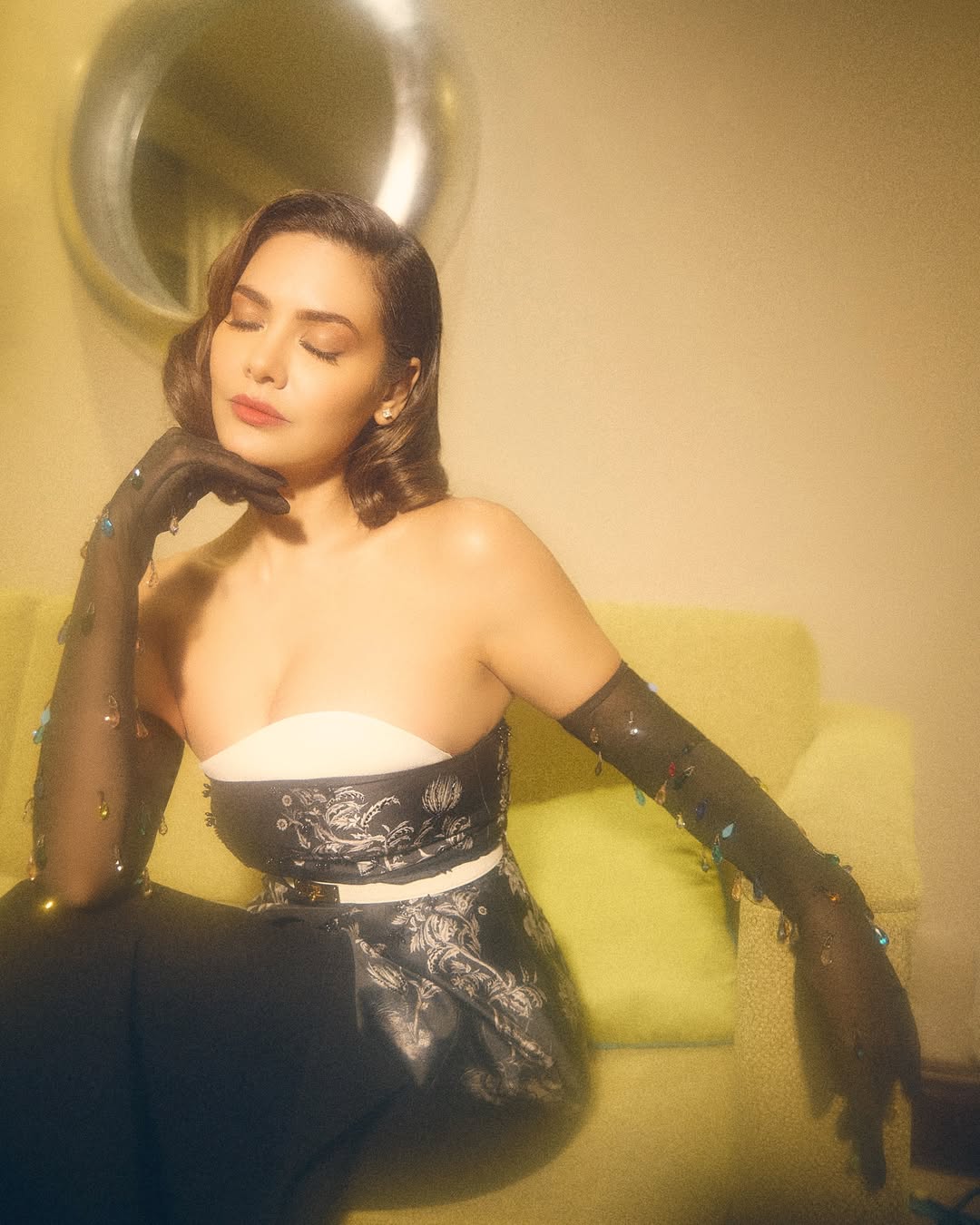 Esha Gupta Elevates Her Vintage Look With Sheer Black Gloves