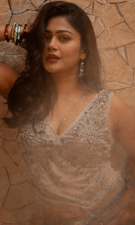 Payal Radhakrishna Shenoy Impresses Fans With Her Stylish Fashion Statement