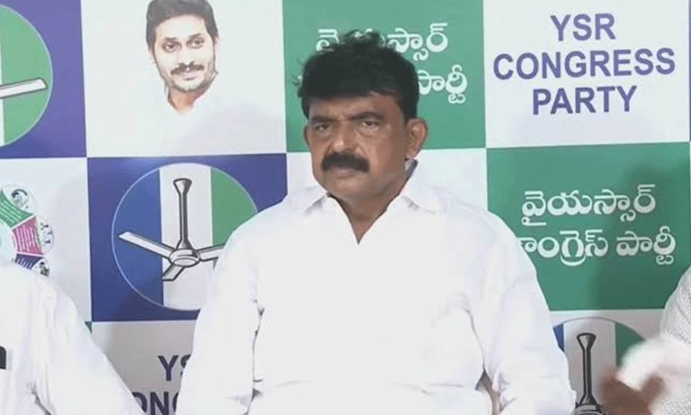 షర్మిల కుమార్తె పెళ్లికి జగన్ శత్రువులే వస్తారు: మాజీ మంత్రి పేర్ని నాని సంచలన వ్యాఖ్యలు